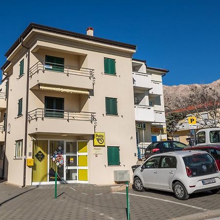Apartments Happy Stay Center Baska Exterior foto