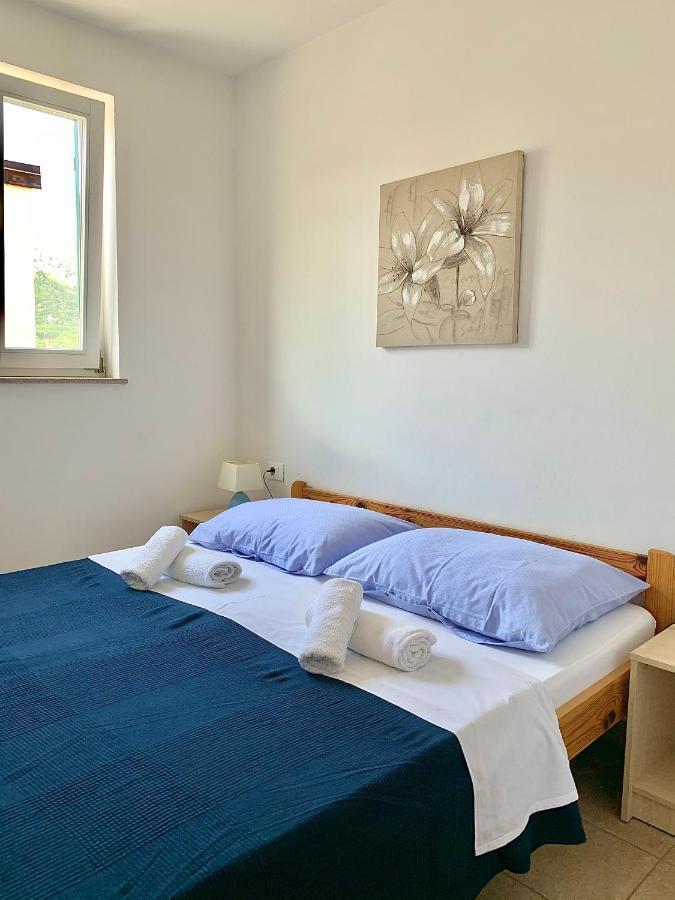 Apartments Happy Stay Center Baska Exterior foto