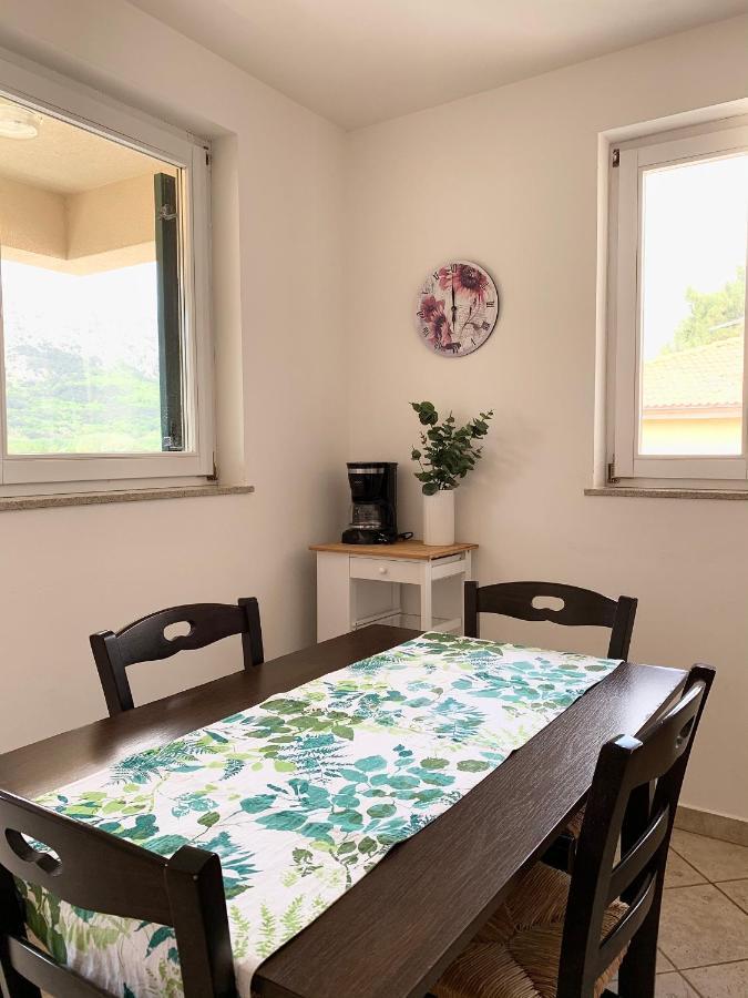Apartments Happy Stay Center Baska Exterior foto