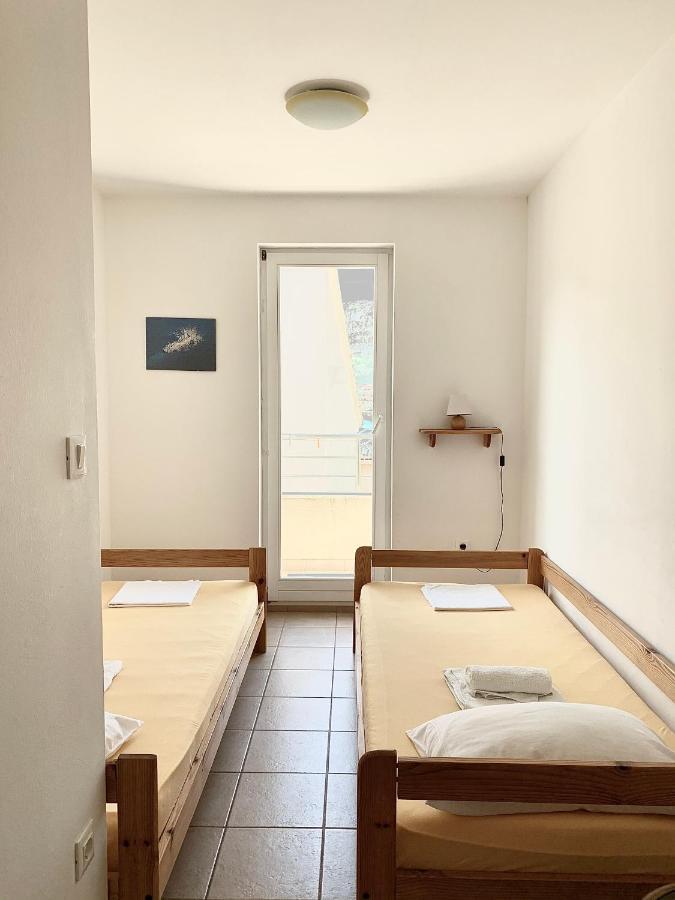 Apartments Happy Stay Center Baska Exterior foto