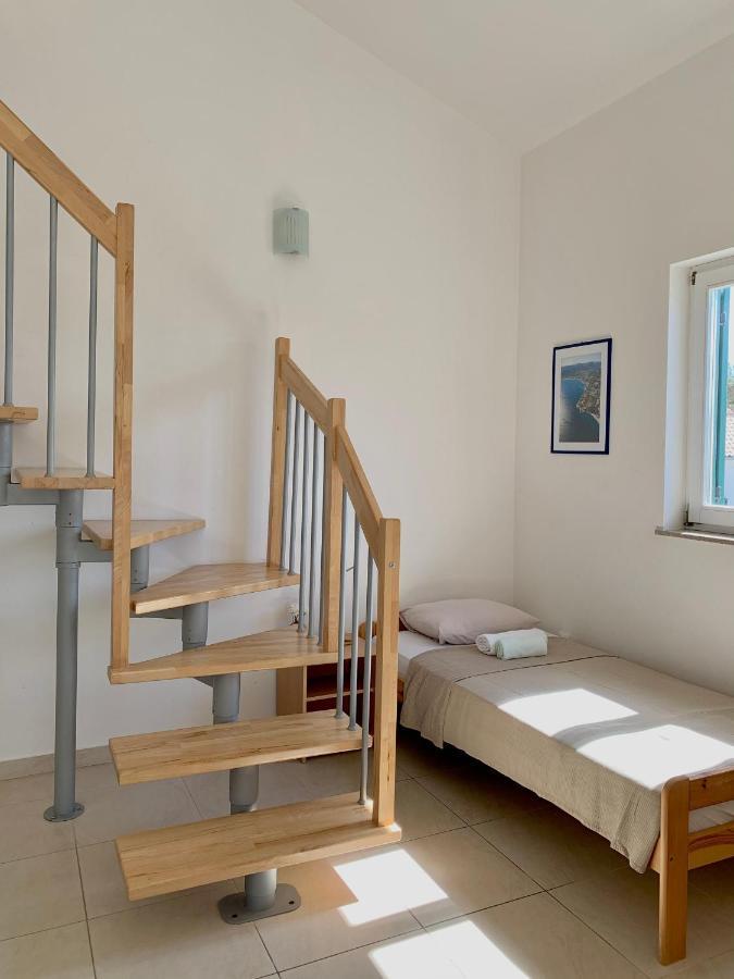 Apartments Happy Stay Center Baska Exterior foto