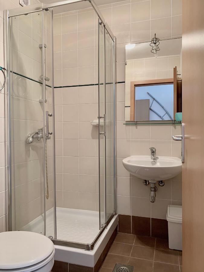 Apartments Happy Stay Center Baska Exterior foto