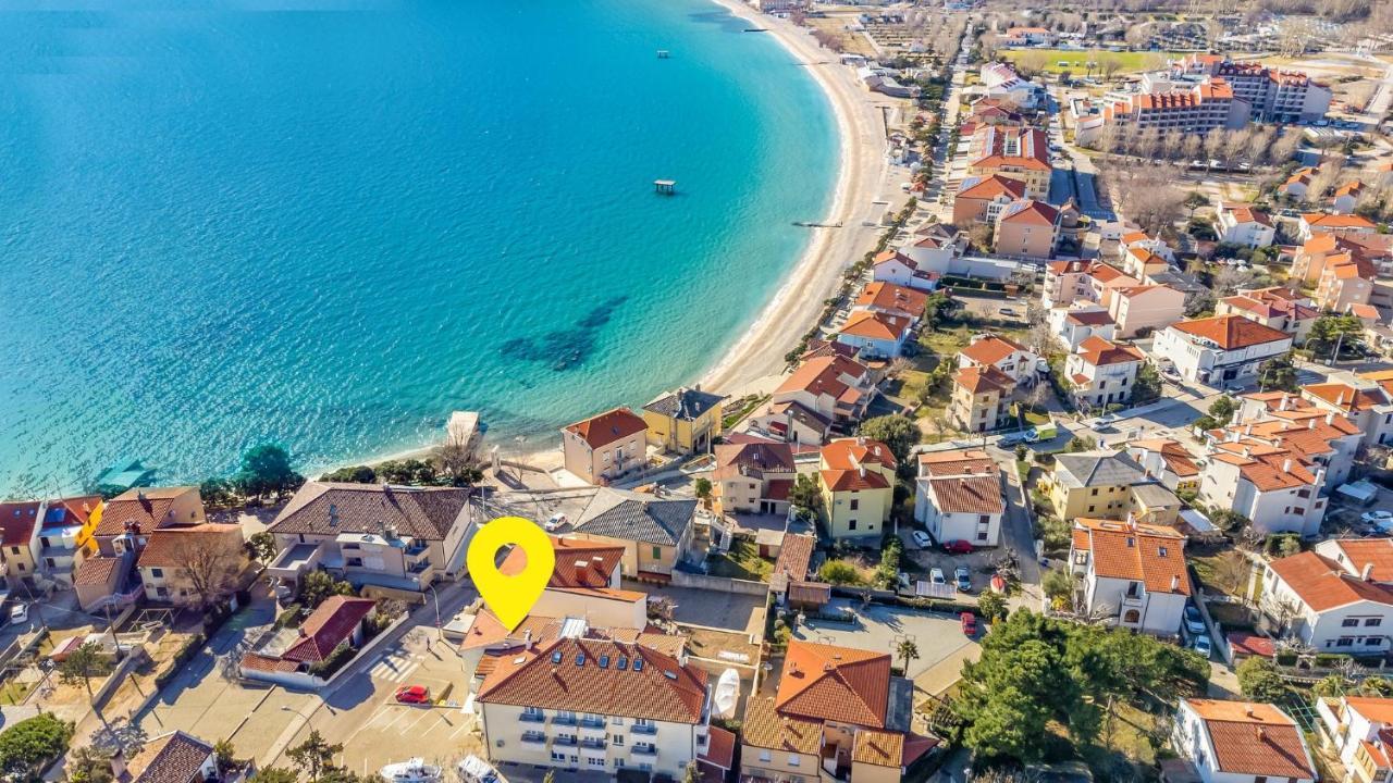 Apartments Happy Stay Center Baska Exterior foto